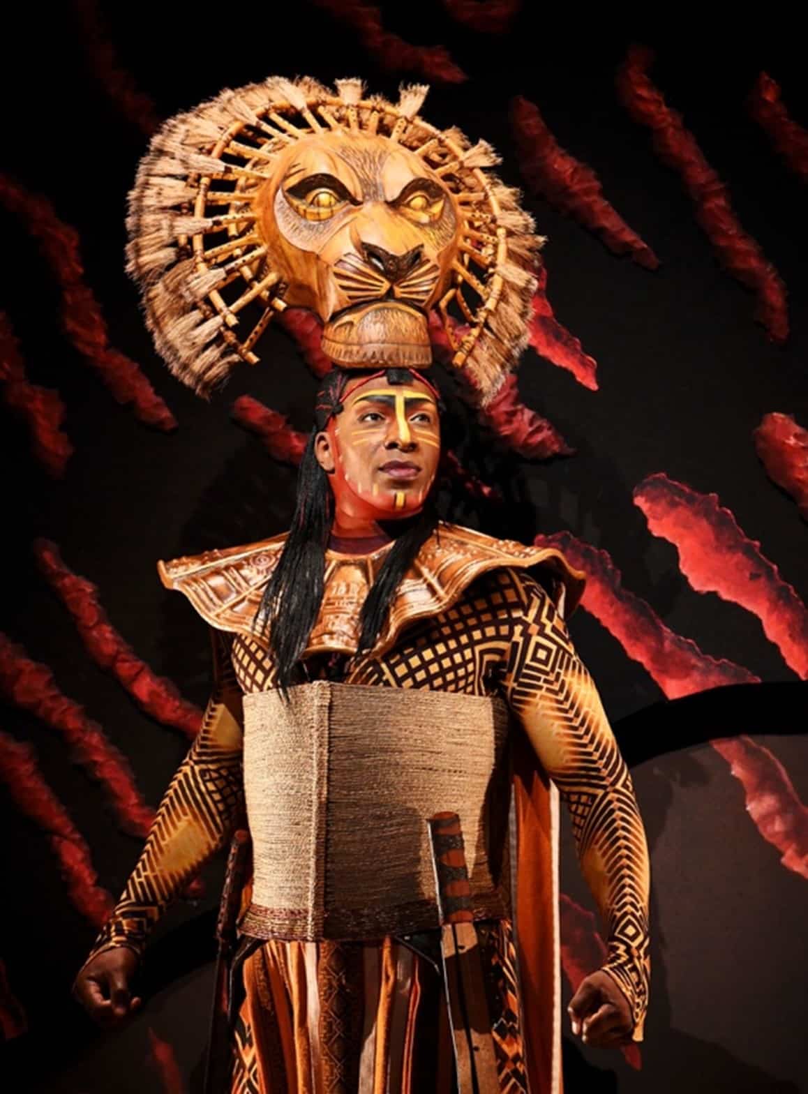 Jonathan Neyja dans « Le Roi Lion » ©Alessandro Pinna